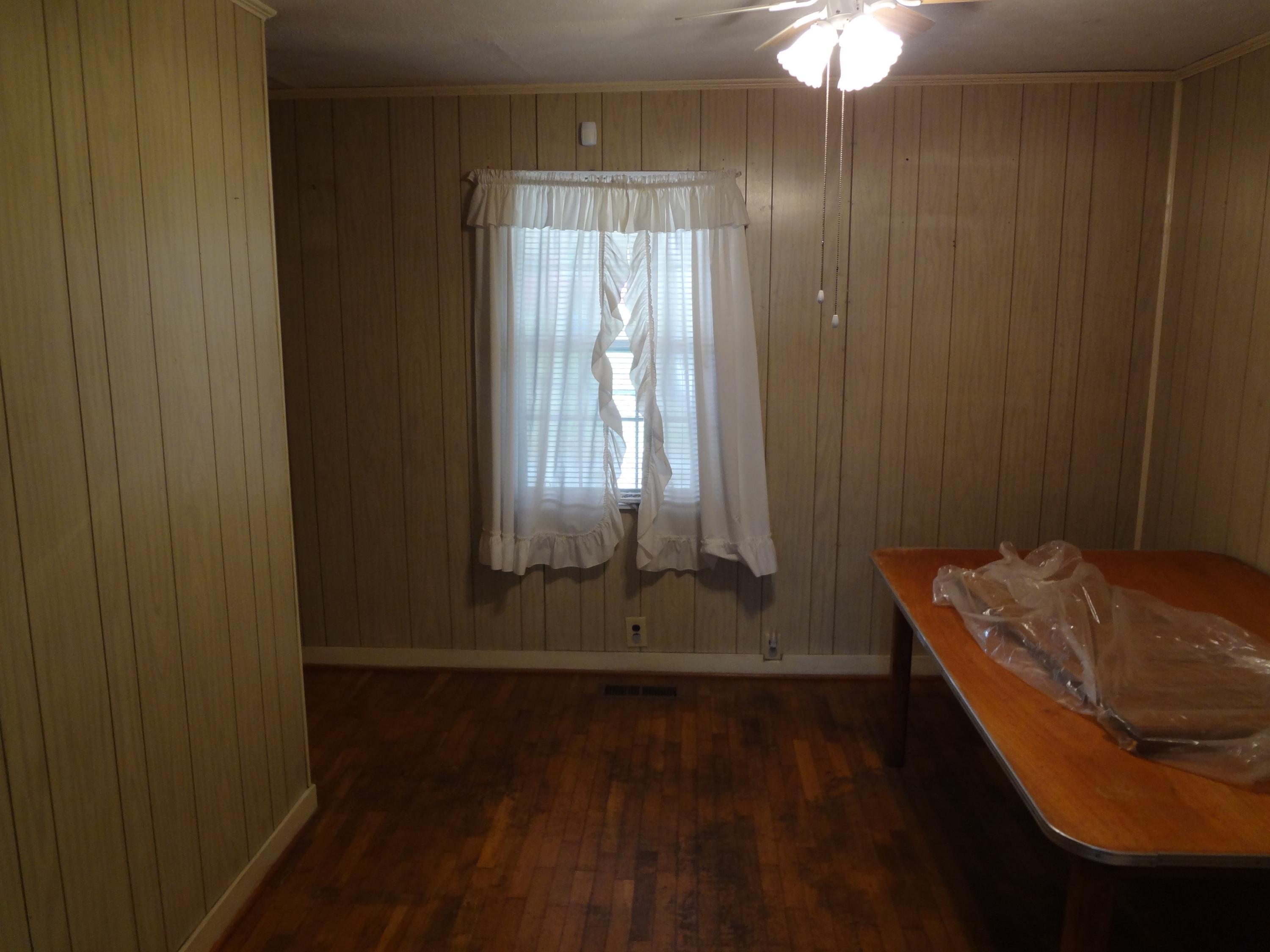 170 Tub Springs Road Harriman, TN 37748 - Photo 23 of 32 Den