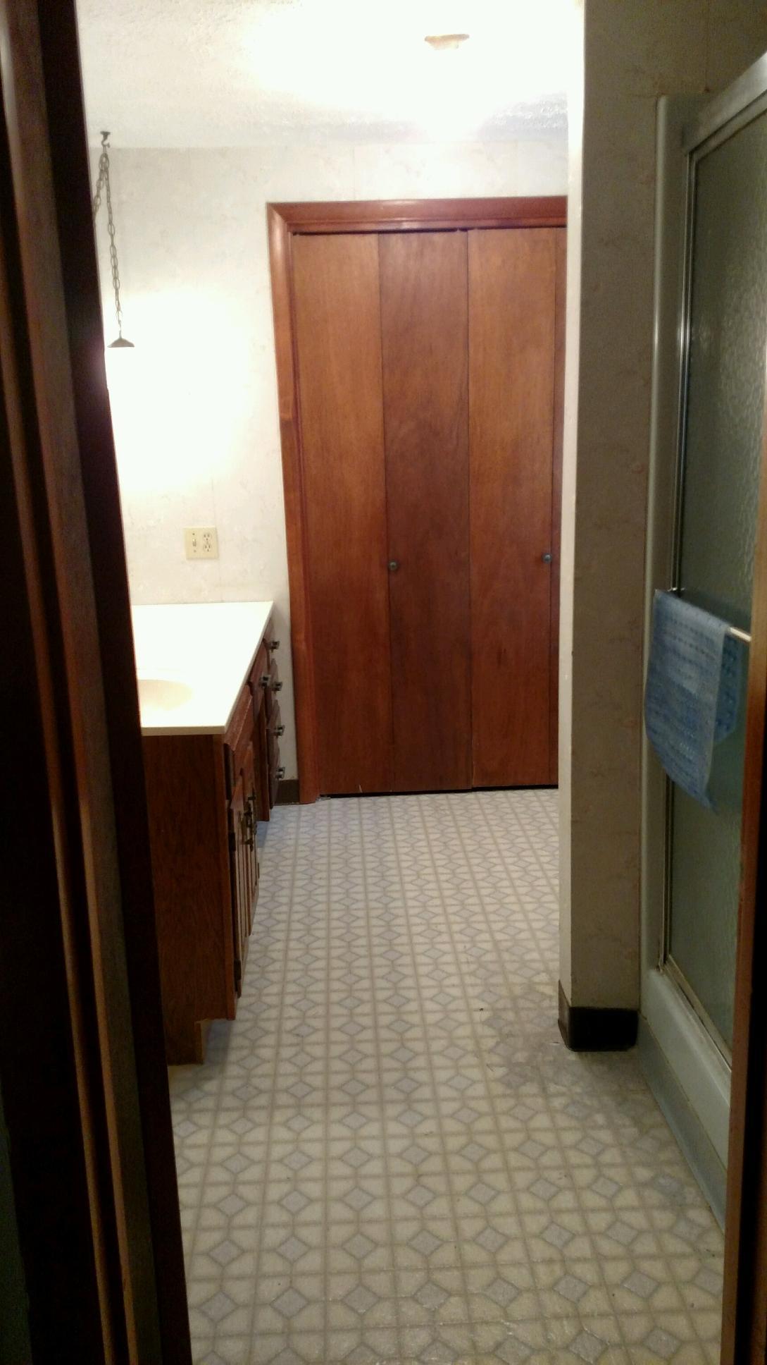 170 Tub Springs Road Harriman, TN 37748 - Photo 26 of 32 Master Bath