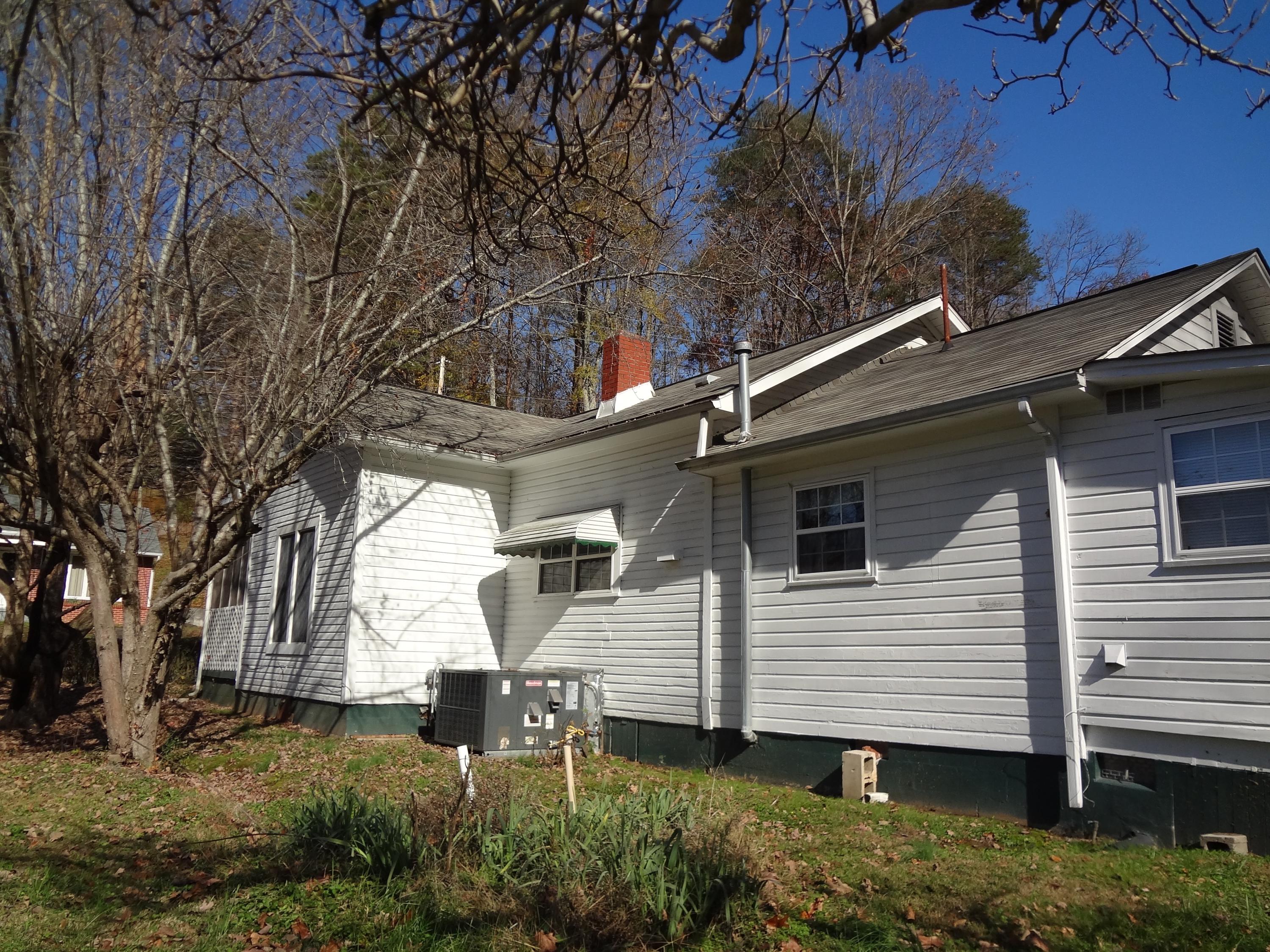 170 Tub Springs Road Harriman, TN 37748 - Photo 5 of 32 Side View