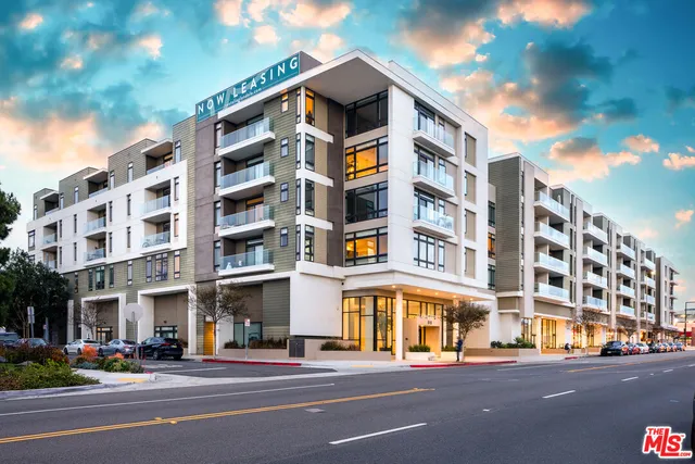 $2,932 | 515 West Broadway, Unit 342, Glendale, CA 91204