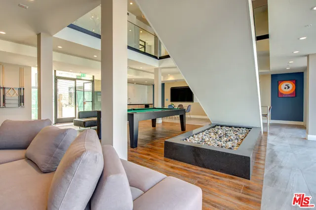 $2,932 | 515 West Broadway, Unit 342, Glendale, CA 91204