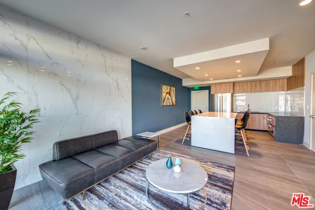 $2,932 | 515 West Broadway, Unit 342, Glendale, CA 91204