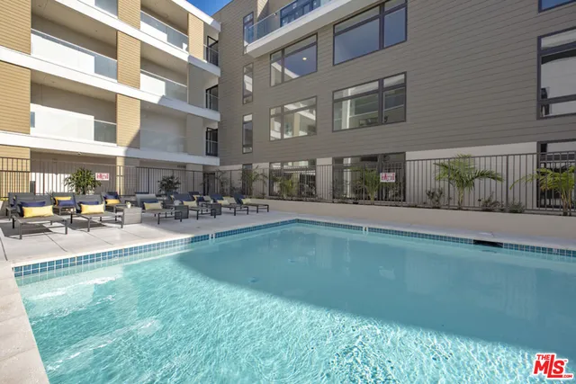 $2,932 | 515 West Broadway, Unit 342, Glendale, CA 91204