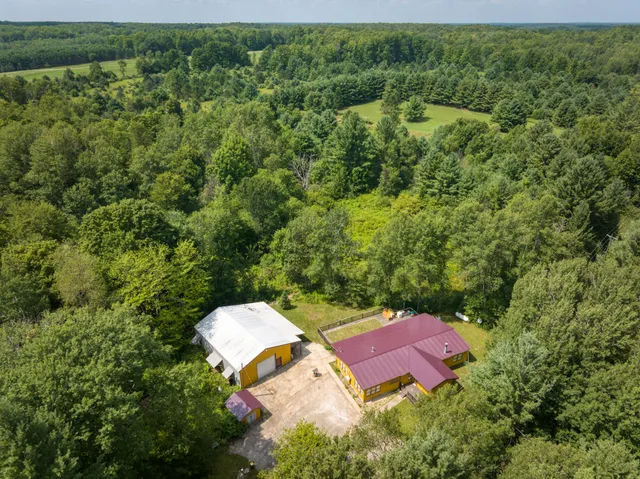 $228,000 | 8271 Lakola Road, Tustin, MI 49688