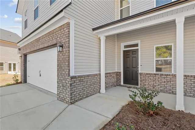 $349,000 | 102 Streambank Court, Temple, GA 30179