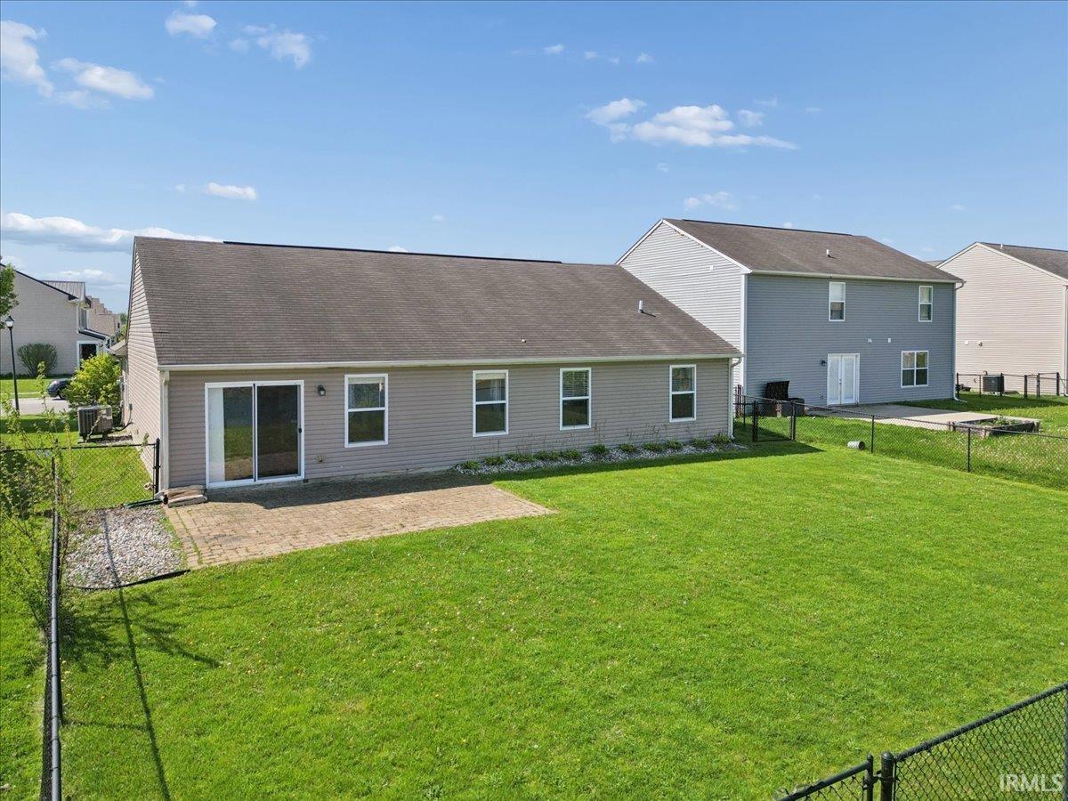 916 Zartman Road Kokomo, IN 46902 - Photo 8 of 36