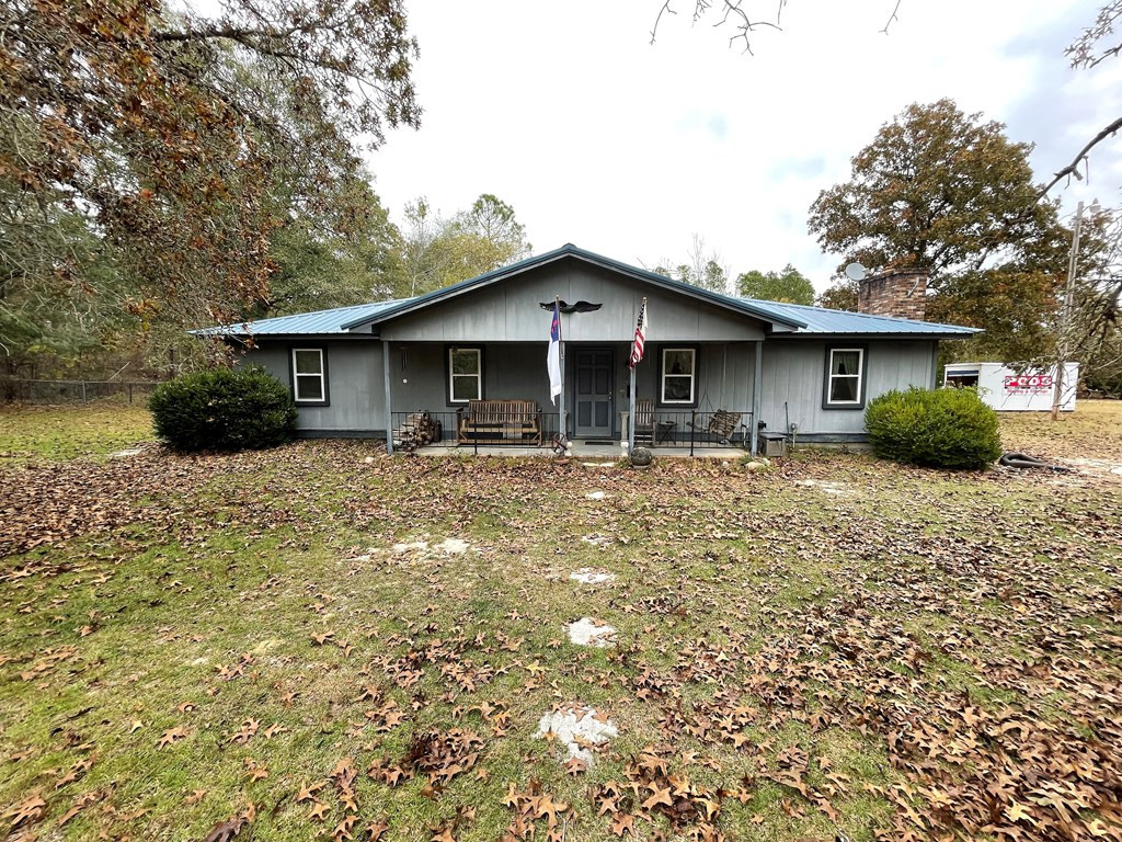 551 Whittle Pond Road Williston, SC 29853 - Photo 2 of 37