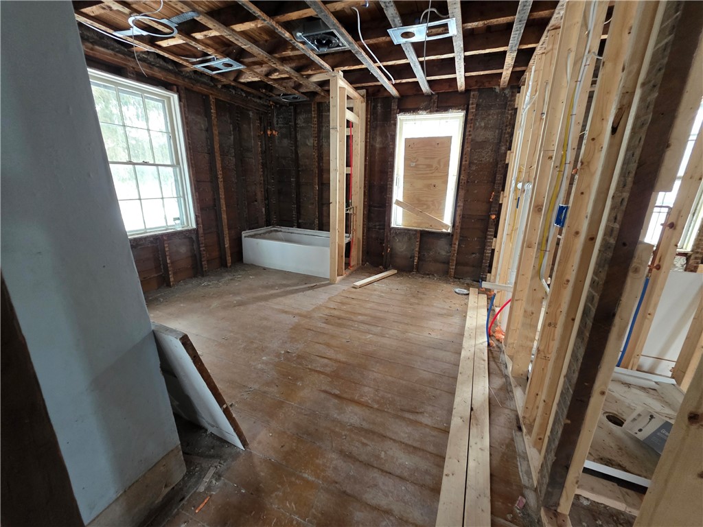 19 Mendon Road North Attleboro, MA 02760 - Photo 15 of 30