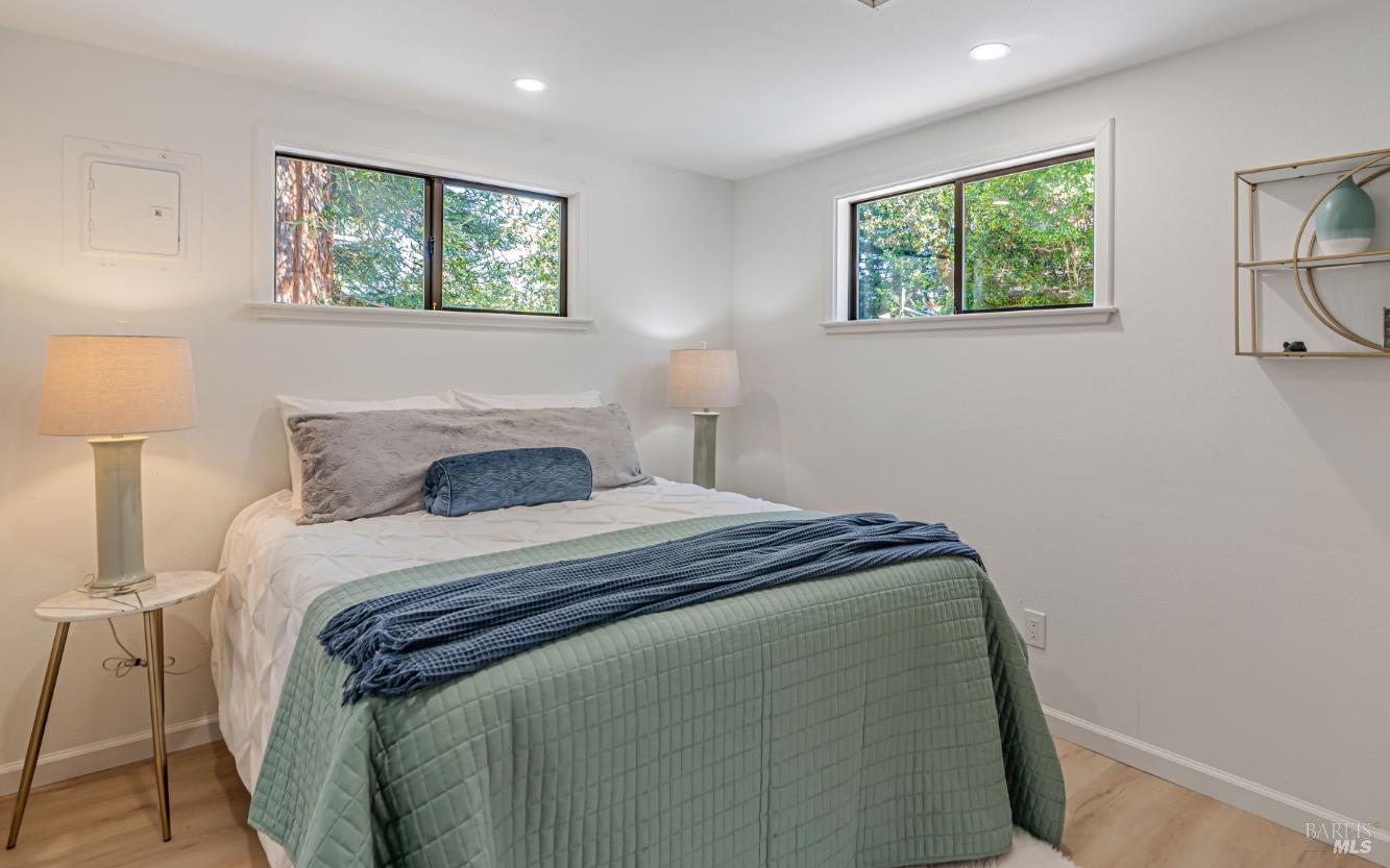 240 Vila Road Forestville, CA 95436 - Photo 14 of 38 Upstairs Bedroom #2