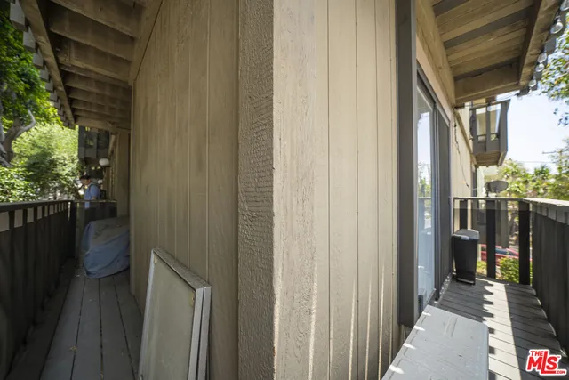 $4,800 | 302 Ashland Avenue, Unit 101, Santa Monica, CA 90405