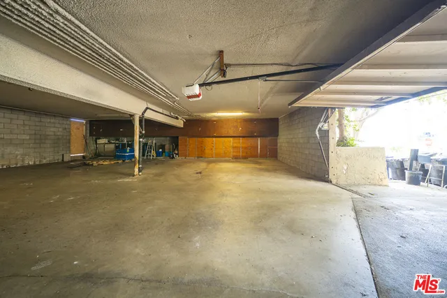 $4,800 | 302 Ashland Avenue, Unit 101, Santa Monica, CA 90405