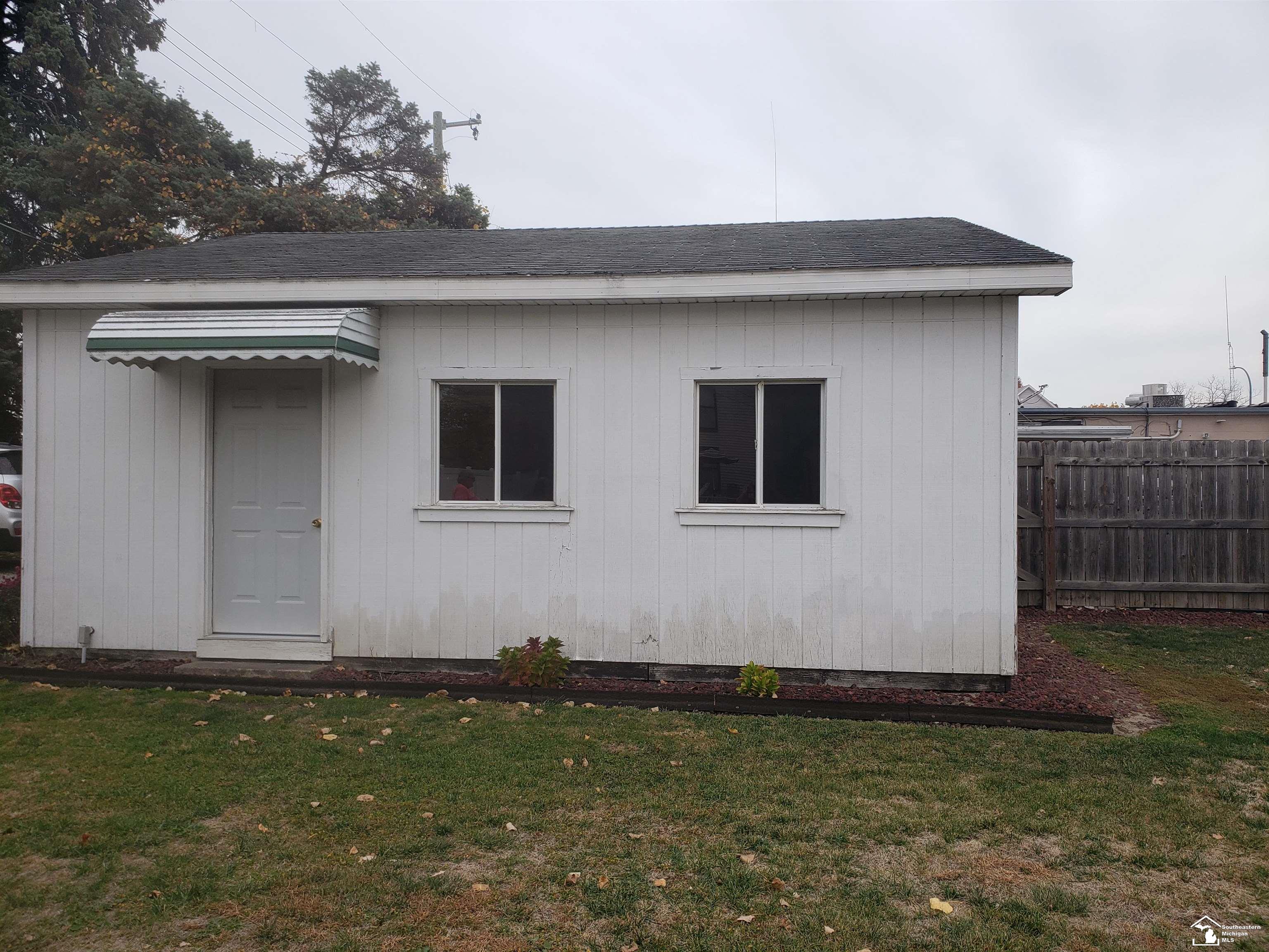 8245 Ida West Road Ida, MI 48140 - Photo 7 of 22