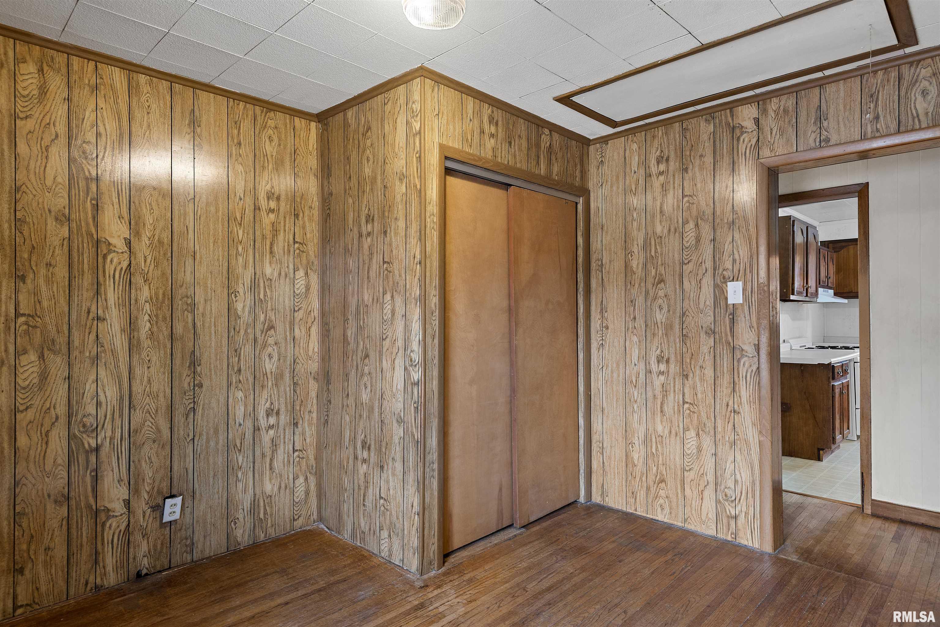 630 West Maple Avenue North Springfield, IL 62702 - Photo 22 of 28