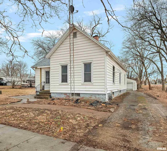 $100,000 | 630 West Maple Avenue North, Springfield, IL 62702