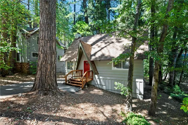 $569,000 | 27828 Rainbow Drive, Lake Arrowhead, CA 92352