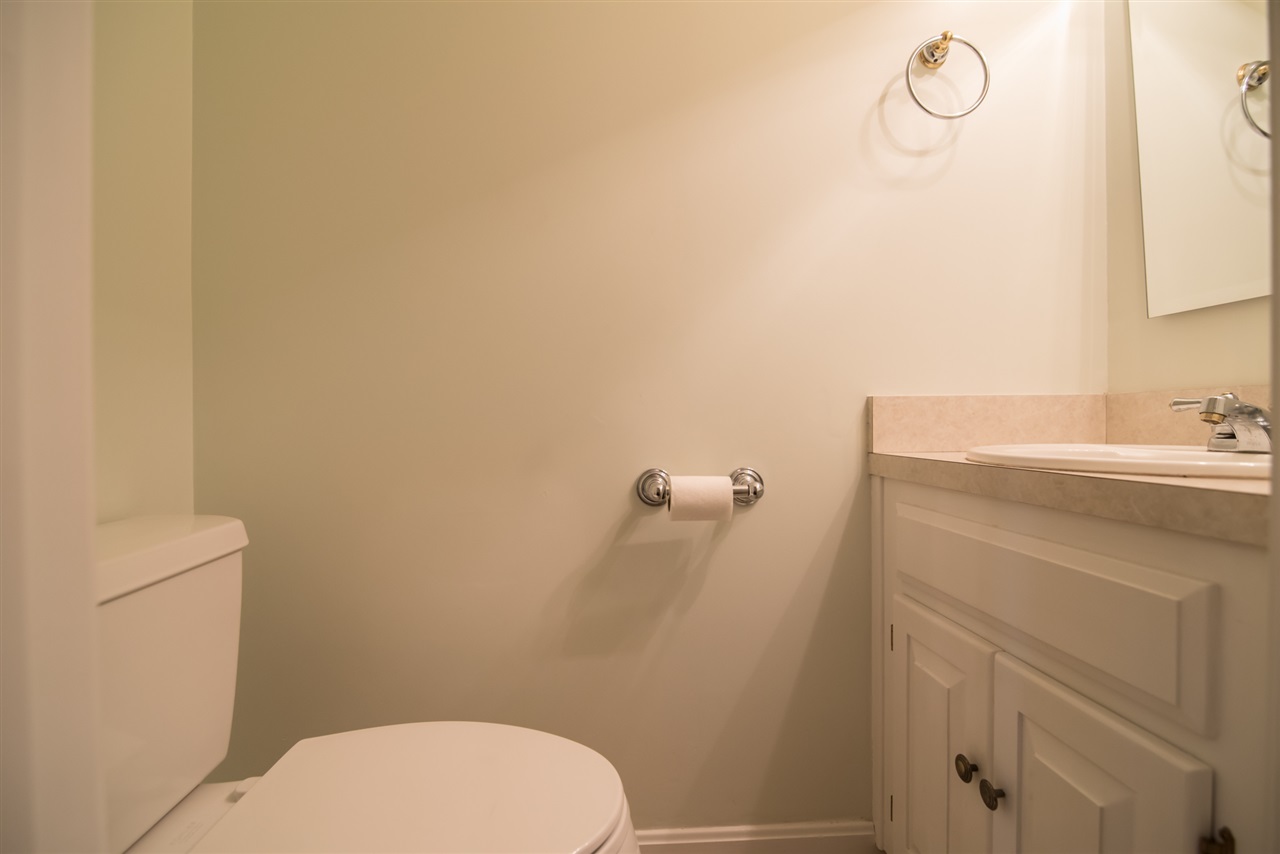 191 Buttrick Road Hampstead, NH 03841 - Photo 20 of 37