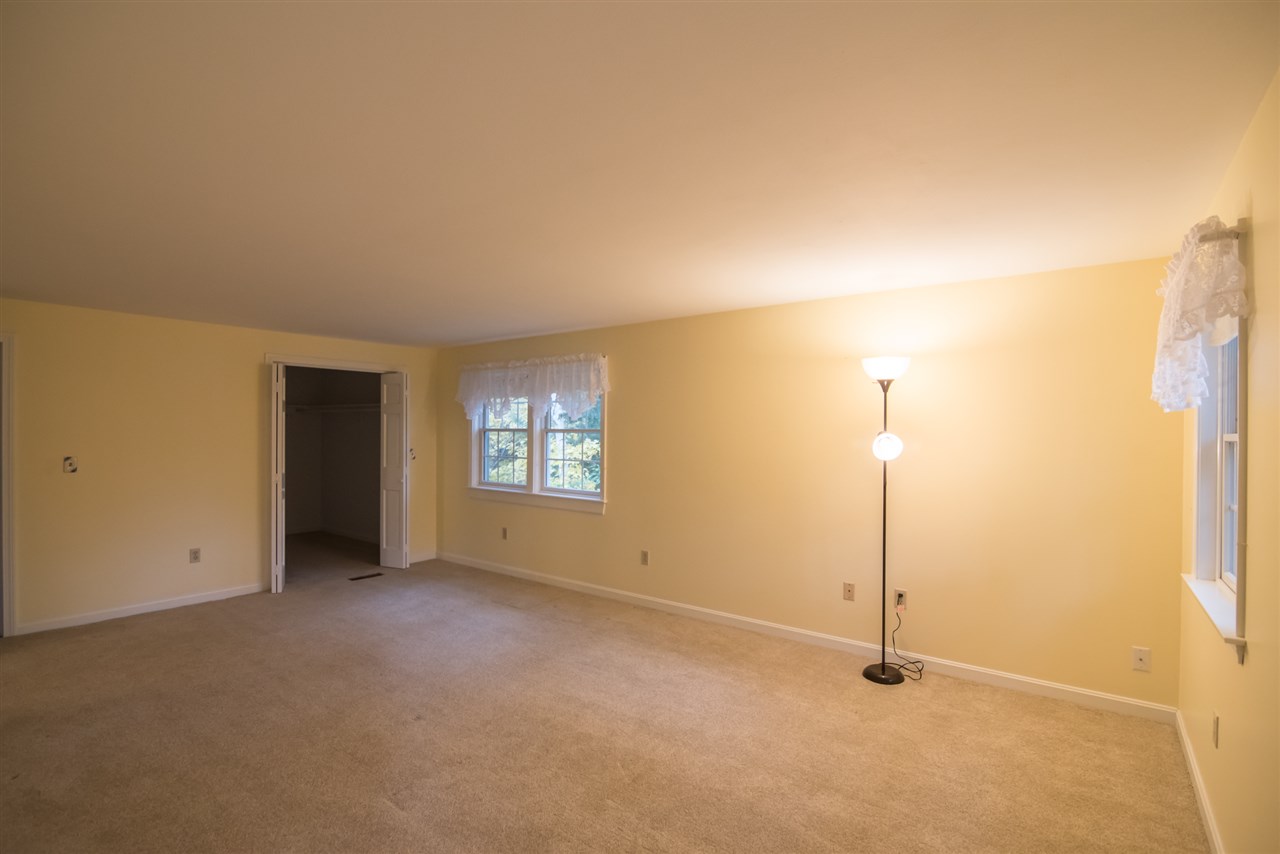 191 Buttrick Road Hampstead, NH 03841 - Photo 23 of 37