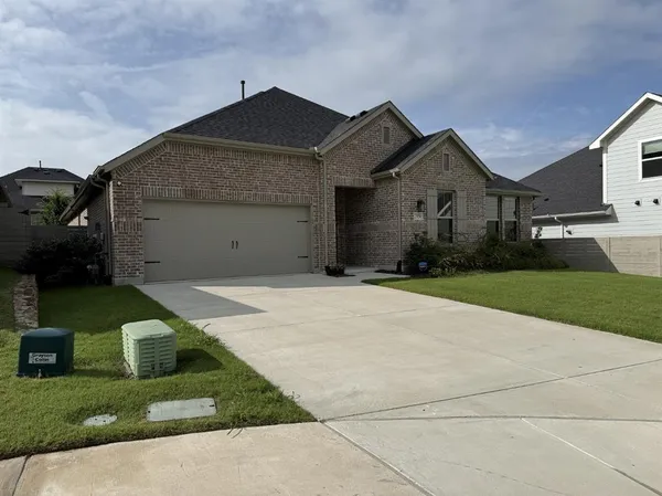 $3,200 | 2950 Frederick Drive, McKinney, TX 75071