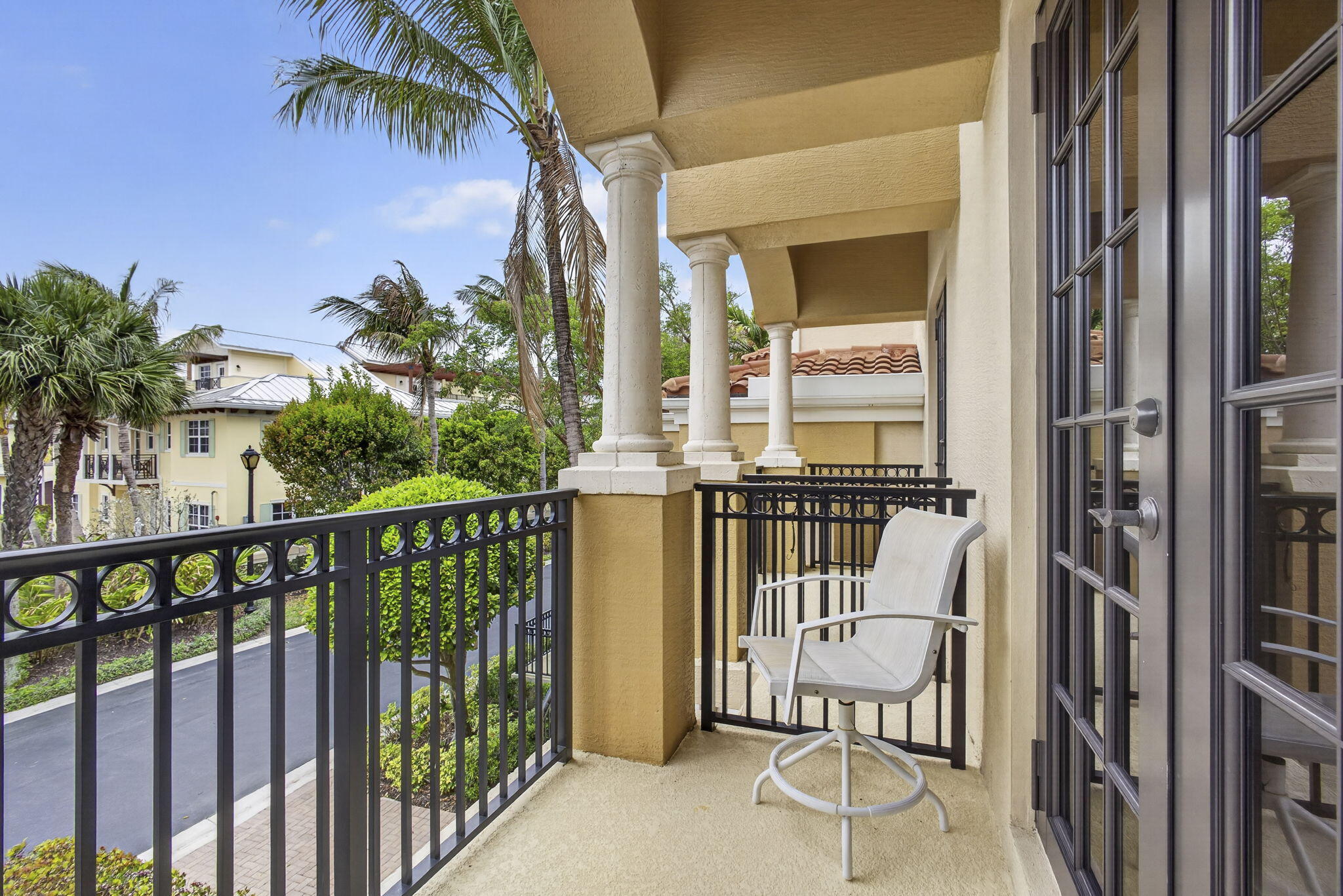 803 Del Sol Circle Tequesta, FL 33469 - Photo 12 of 62 31-web-or-mls-BS1A8333
