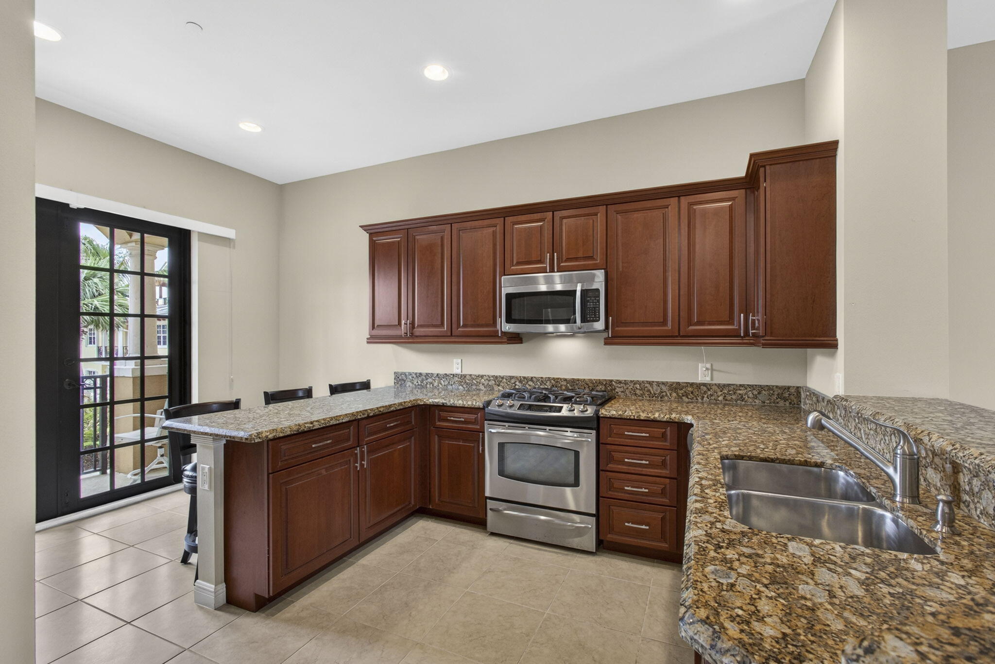 803 Del Sol Circle Tequesta, FL 33469 - Photo 9 of 62 23-web-or-mls-BS1A8292