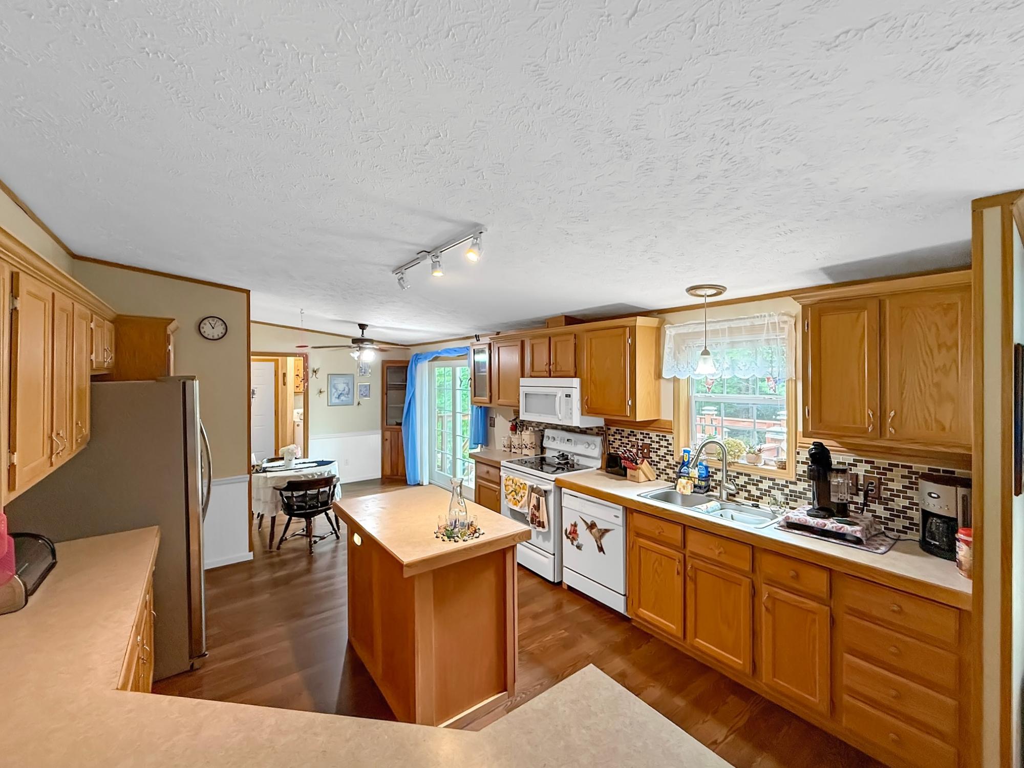 2658 Jodi Drive Rhinelander, WI 54501 - Photo 10 of 25 Gallery Image 10