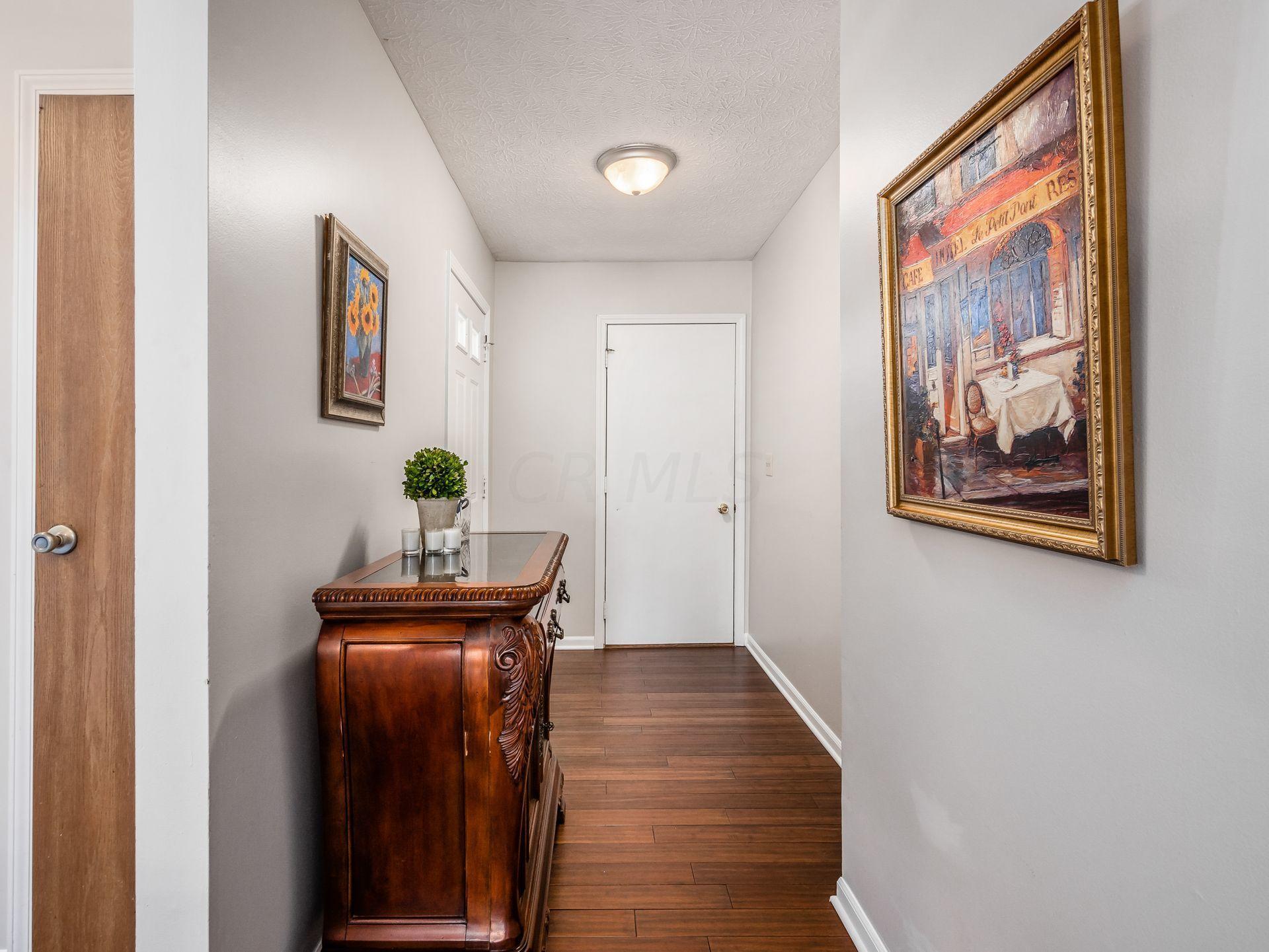 4811 Drayton Road, Unit 813 Hilliard, OH 43026 - Photo 2 of 45