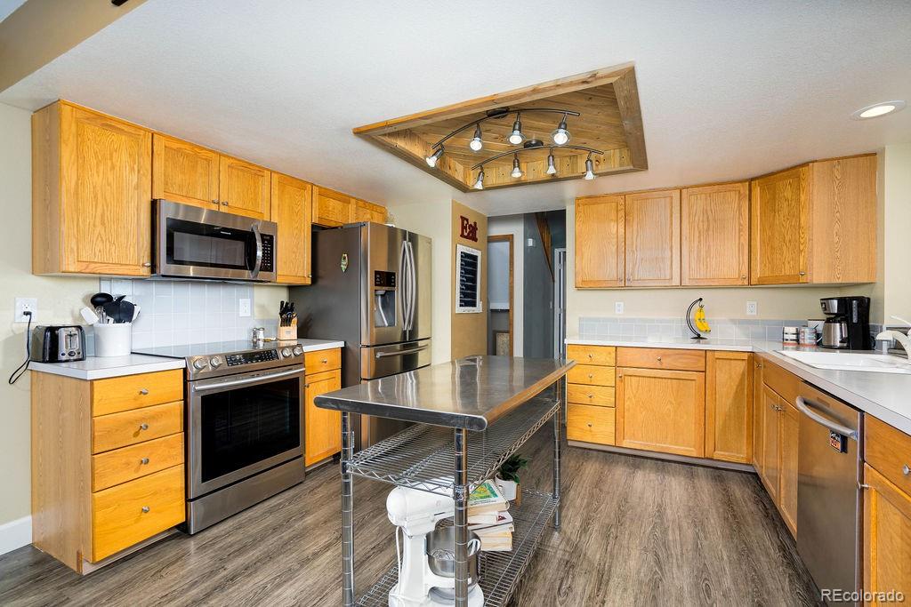 1918 Overlook Drive Fort Collins, CO 80526 - Photo 11 of 40