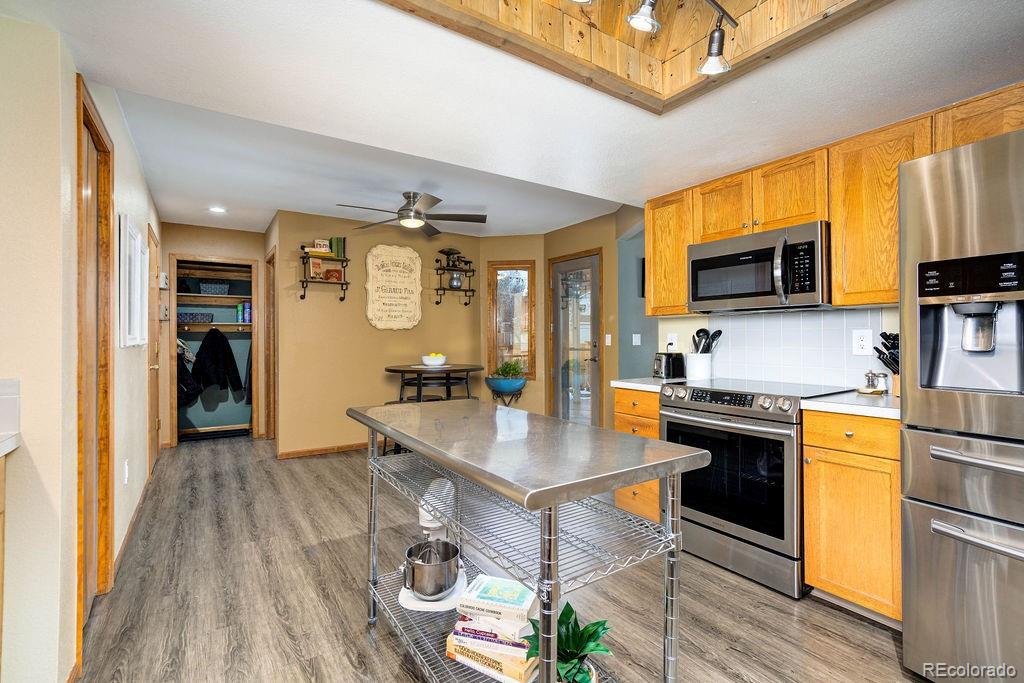 1918 Overlook Drive Fort Collins, CO 80526 - Photo 13 of 40