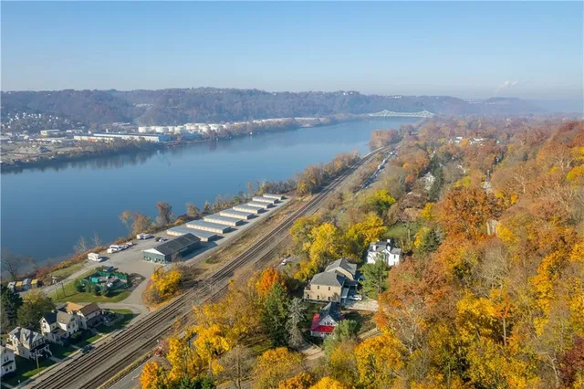 $1,800 | 1512 Beaver Street, Sewickley, PA 15143