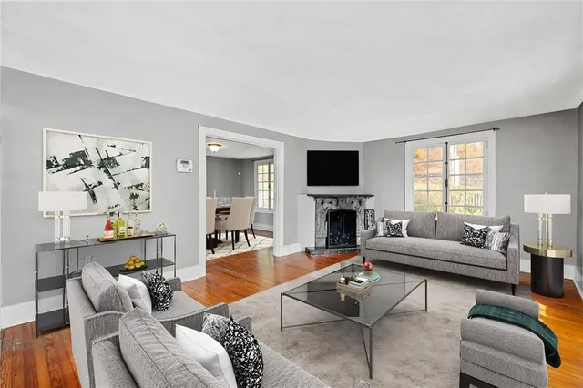 $1,800 | 1512 Beaver Street, Sewickley, PA 15143