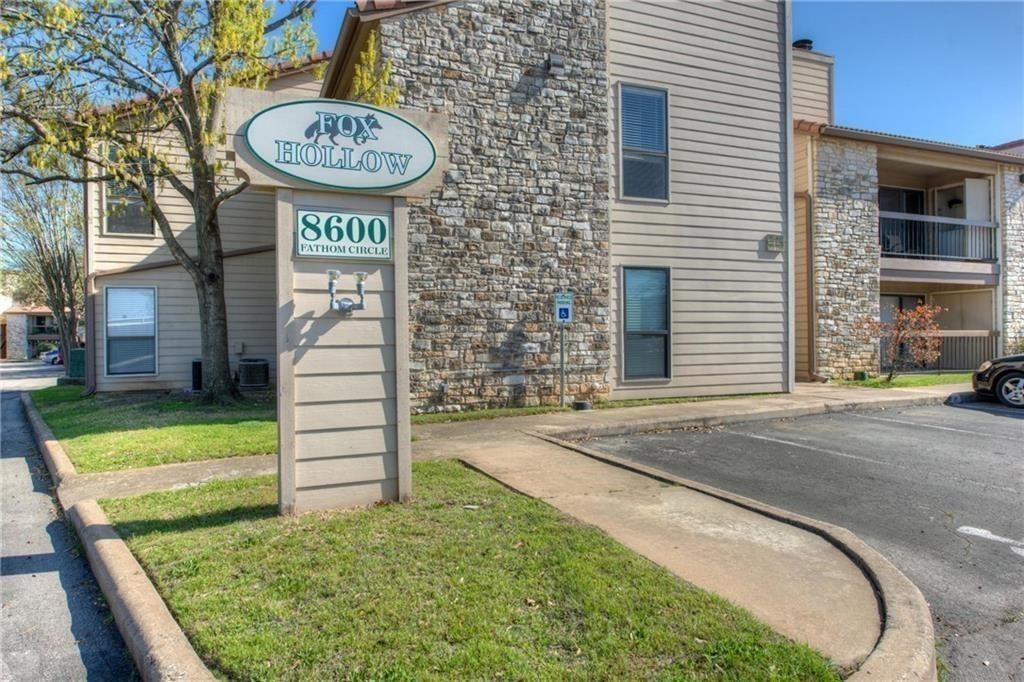 8600 Fathom Circle, Unit 1408 Austin, TX 78750 - Photo 4 of 17 a view of a sign board