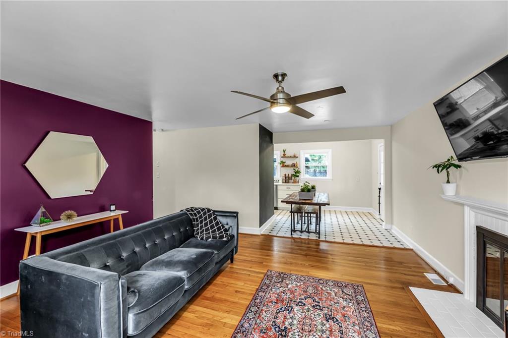 215 South Lindell Road Greensboro, NC 27403 - Photo 11 of 35
