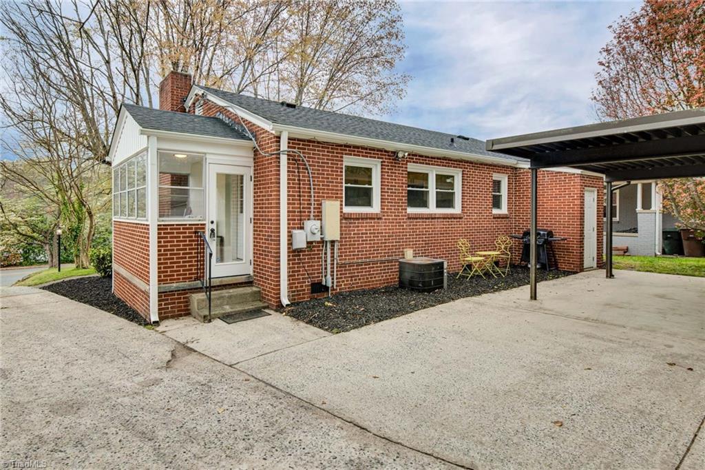 215 South Lindell Road Greensboro, NC 27403 - Photo 30 of 35