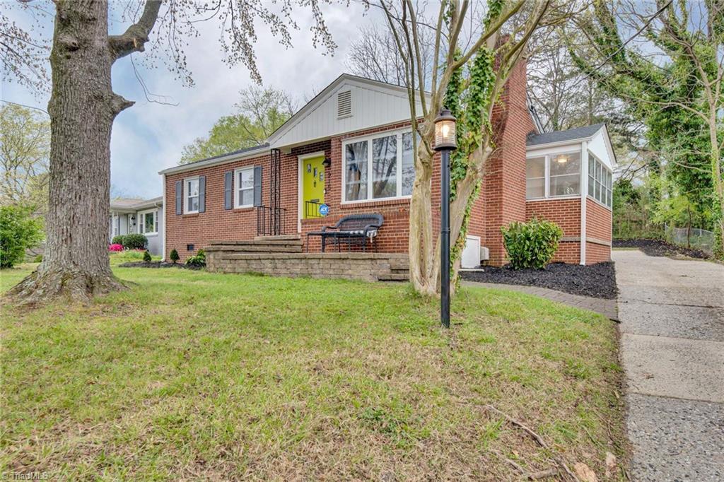 215 South Lindell Road Greensboro, NC 27403 - Photo 5 of 35