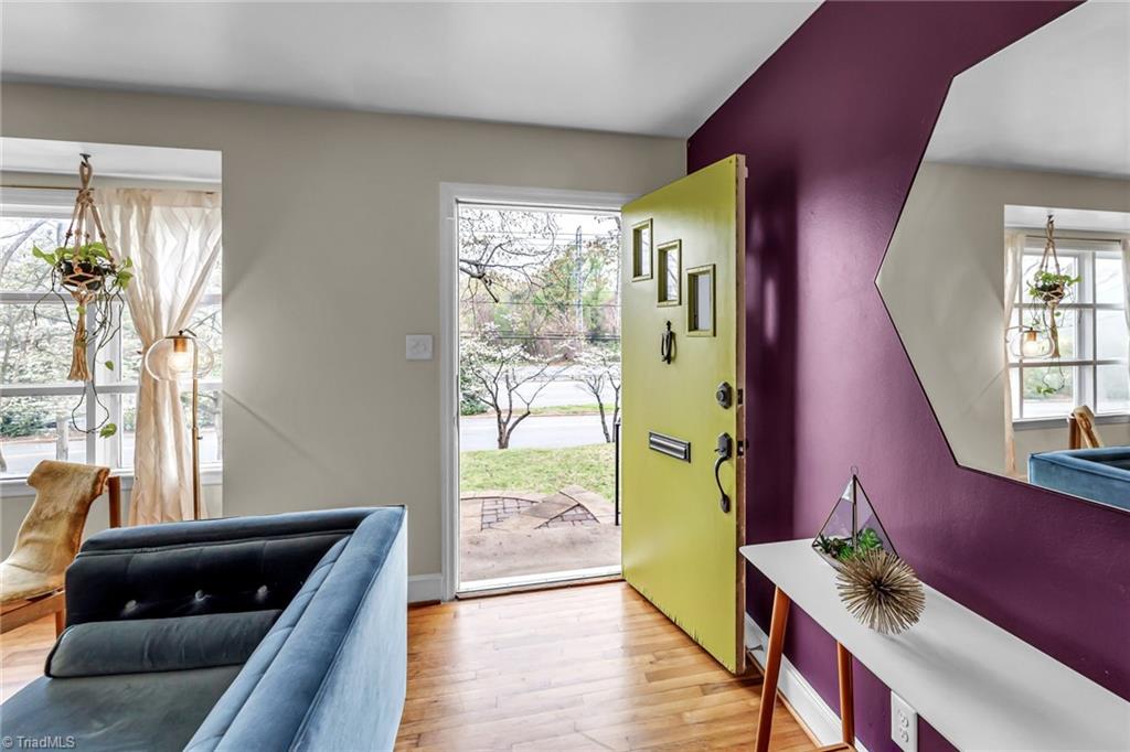 215 South Lindell Road Greensboro, NC 27403 - Photo 7 of 35