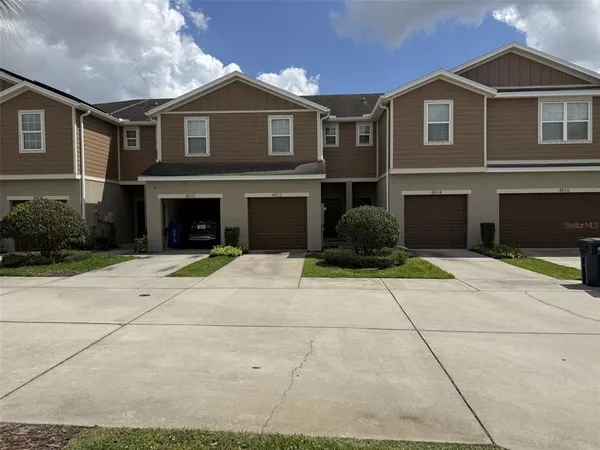 $1,950 | 4812 White Sanderling Court, Tampa, FL 33619