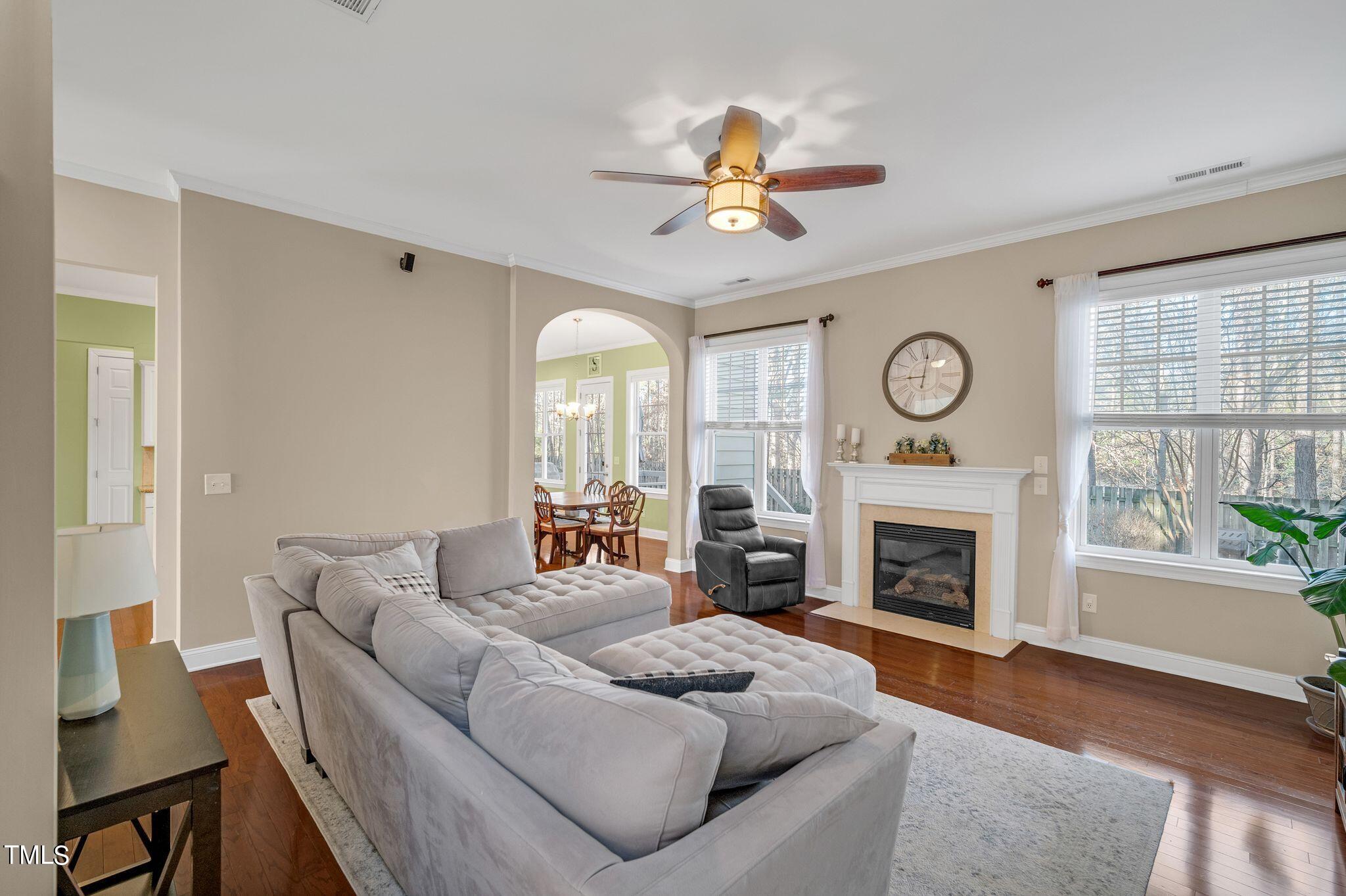 1104 Chapanoke Road Raleigh, NC 27603 - Photo 8 of 31 k3ybOBnYlD-2048x1363-Z6W0861