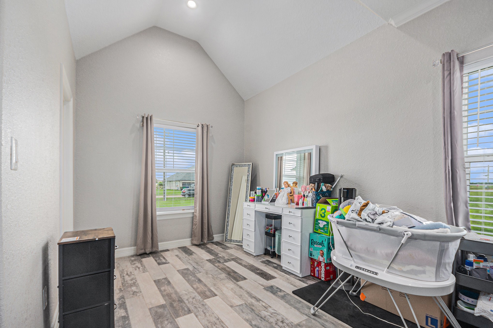 489 Sunset Trail Angleton, TX 77515 - Photo 13 of 39 a living room with furniture and a window