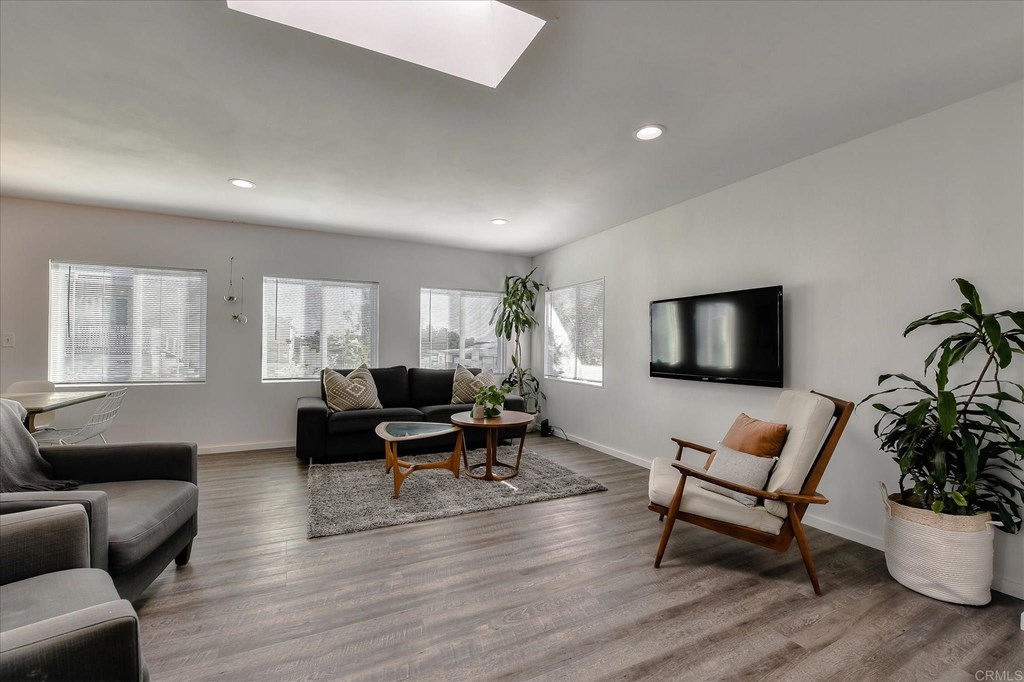 151 Falls View Lane Oceanside, CA 92056 - Photo 3 of 34 Dual pane windows, skylight