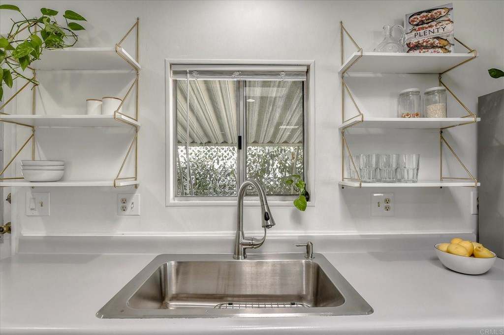 151 Falls View Lane Oceanside, CA 92056 - Photo 9 of 34