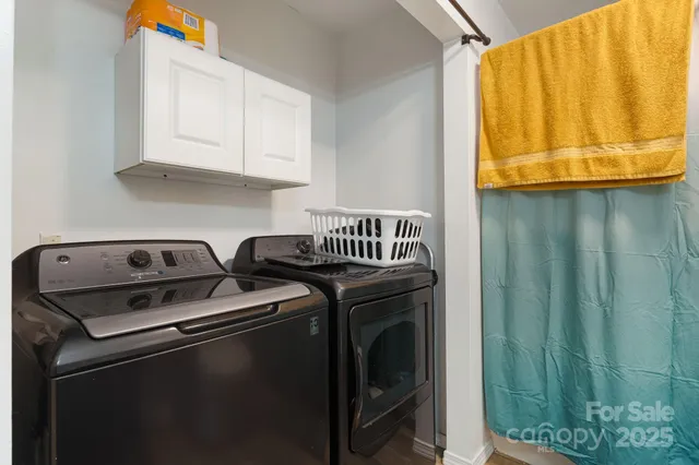 a close view of washer and dryer