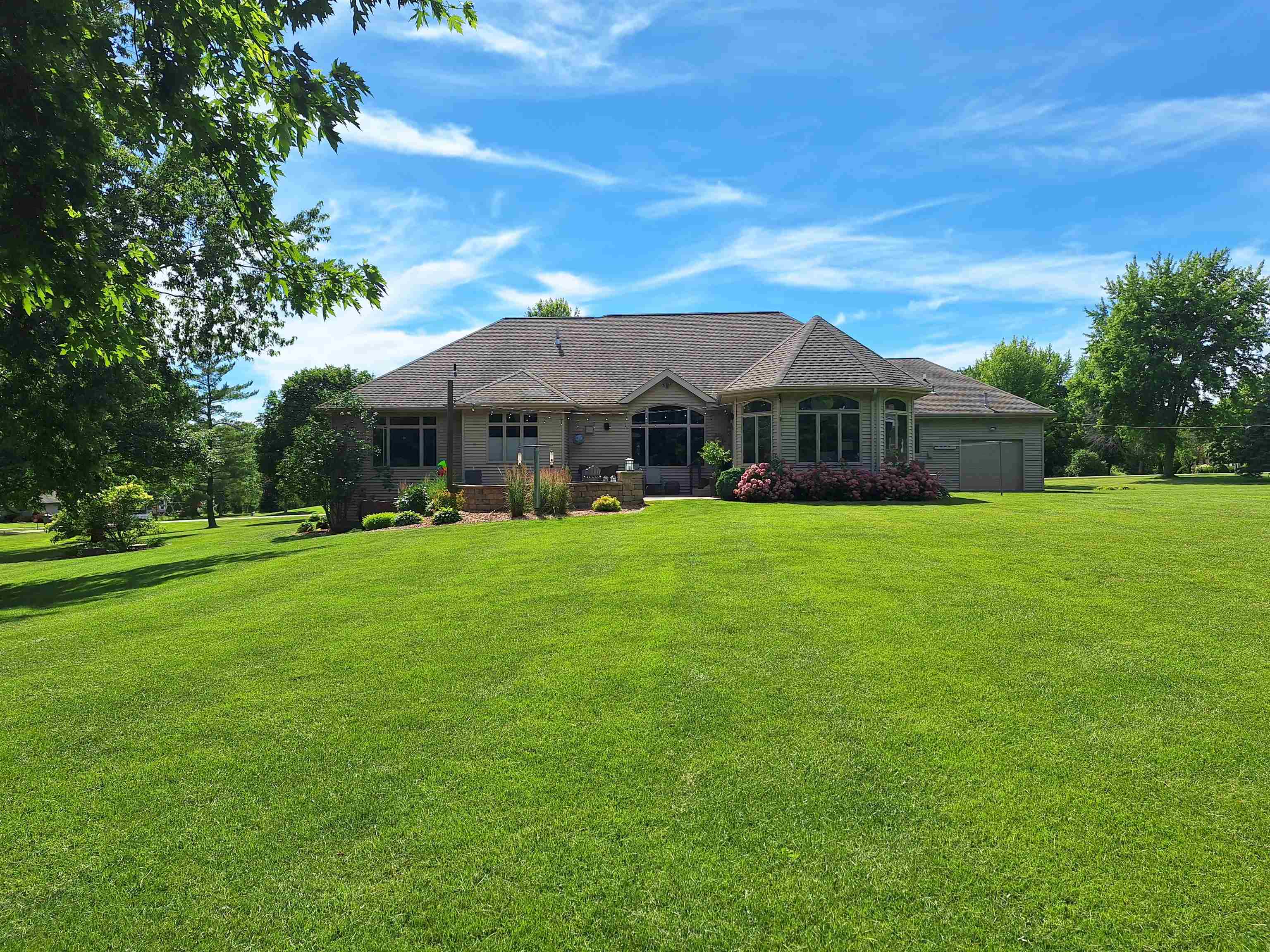 1844 Imperial Road Oshkosh, WI 54904 - Photo 8 of 28