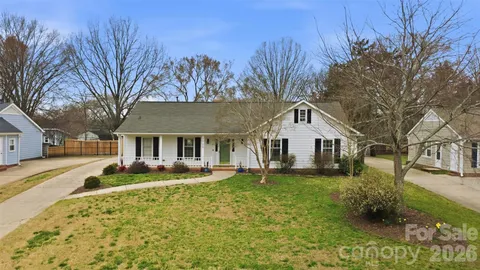 $525,000 | 2700 Lytham Drive, Charlotte, NC 28210