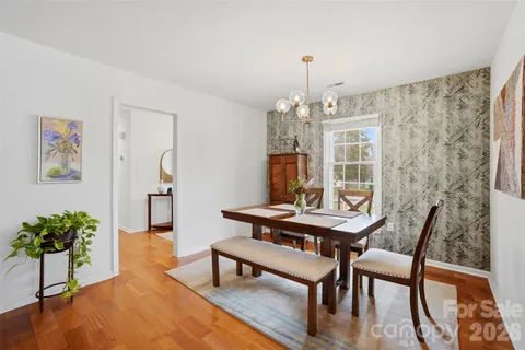 $525,000 | 2700 Lytham Drive, Charlotte, NC 28210