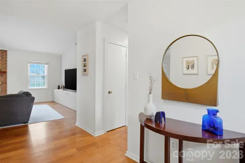 $525,000 | 2700 Lytham Drive, Charlotte, NC 28210