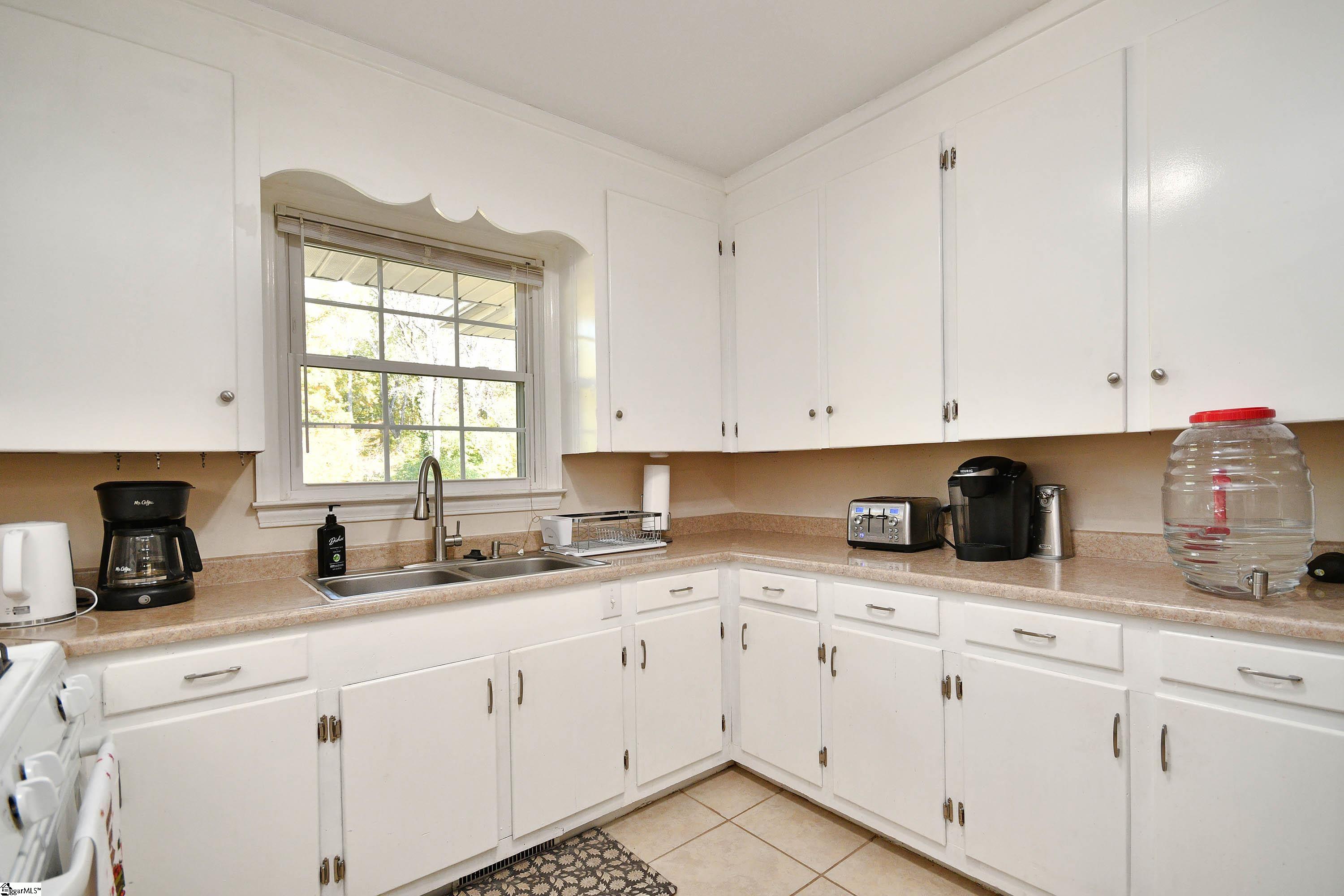 303 Tanglewood Drive, Unit / Anderson, SC 29621 - Photo 18 of 44