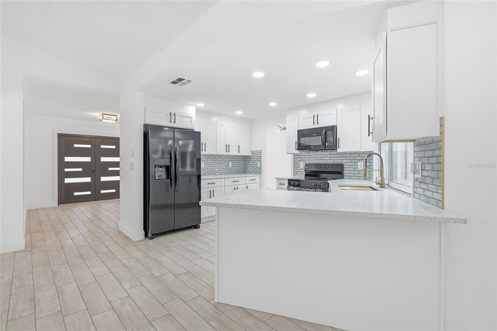 2462 Stephanie Drive Spring Hill, FL 34608 - Photo 15 of 43