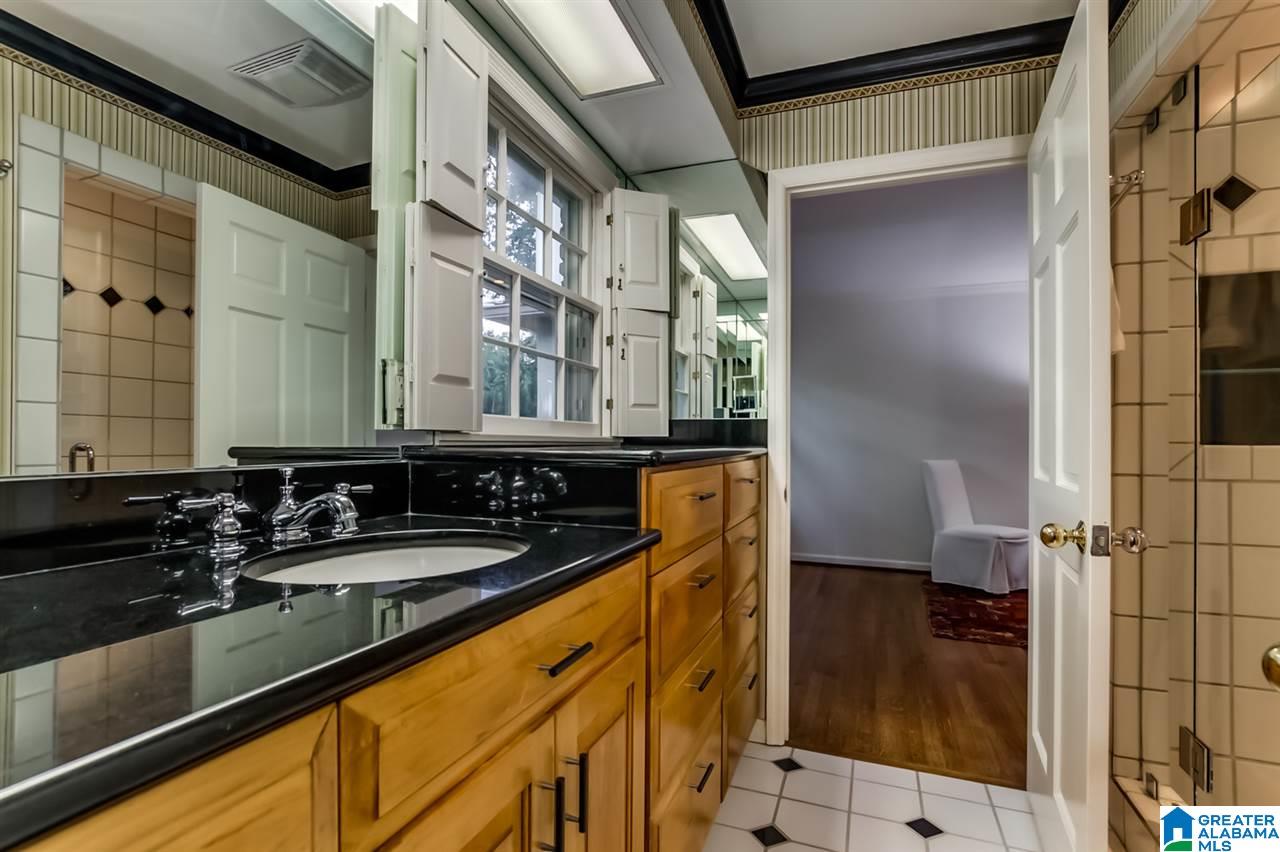 3215 East Briarcliff Road Birmingham, AL 35223 - Photo 35 of 50