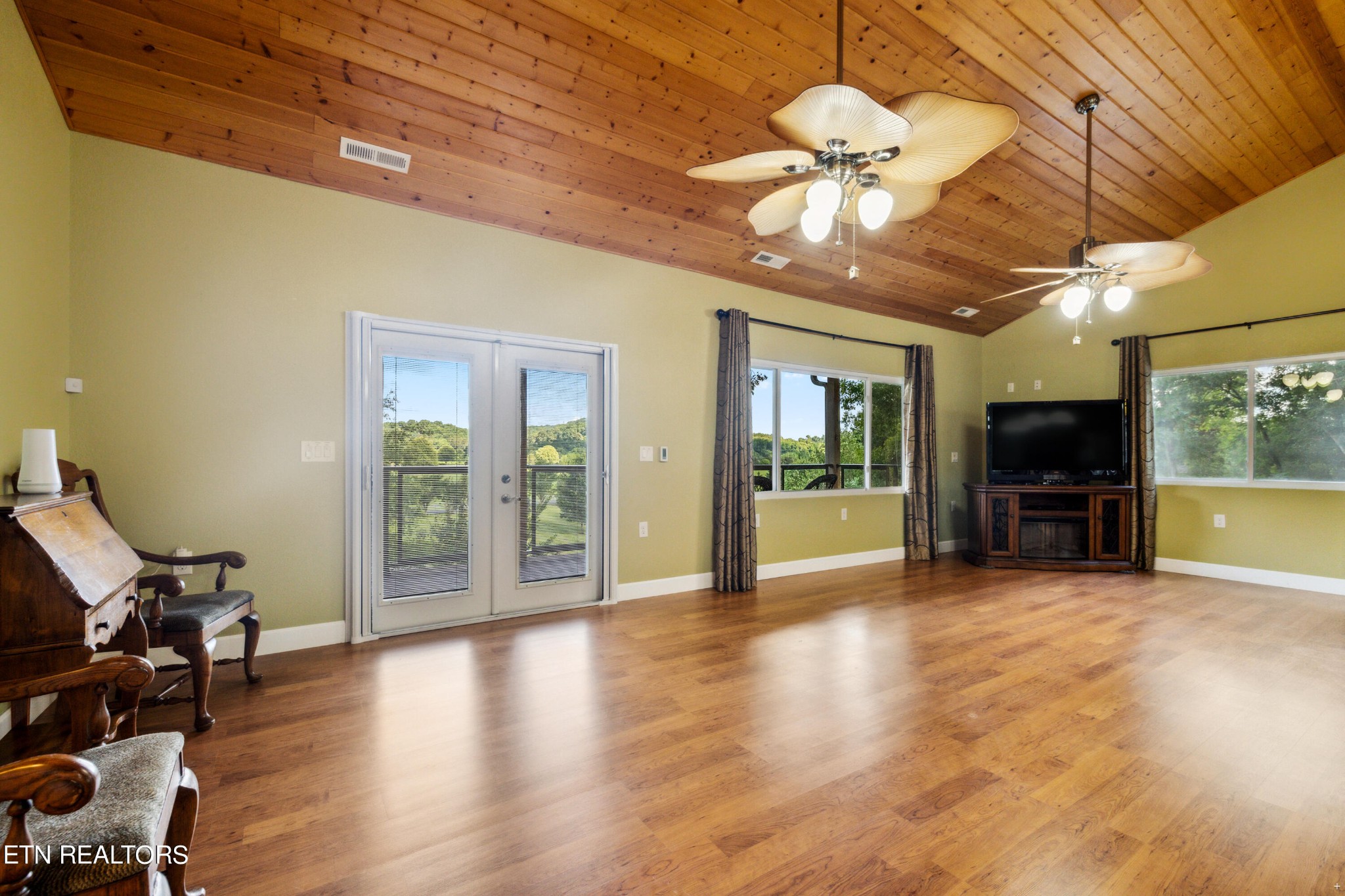 7014 Hodges Ferry Road Knoxville, TN 37920 - Photo 13 of 38