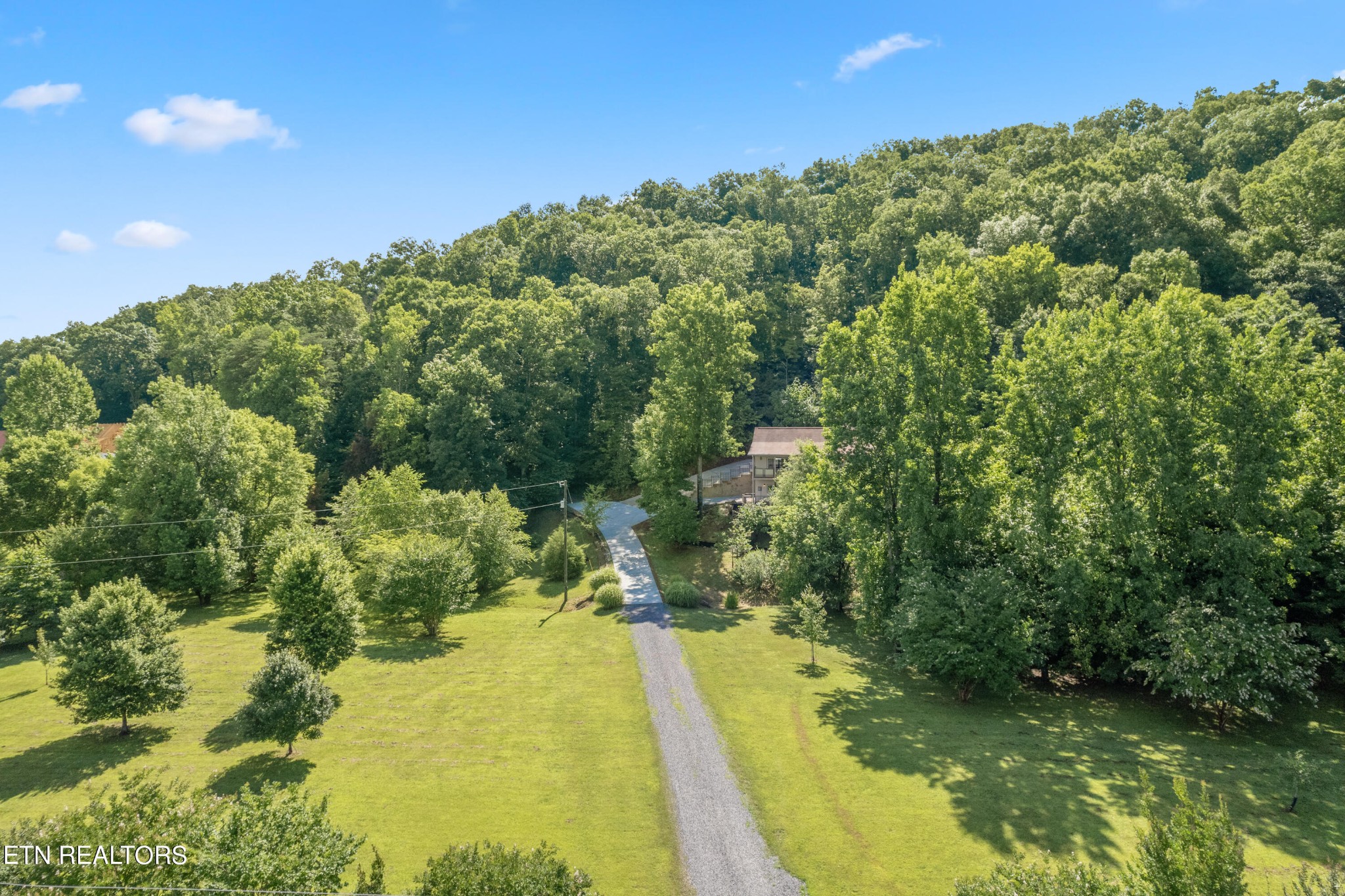 7014 Hodges Ferry Road Knoxville, TN 37920 - Photo 3 of 38